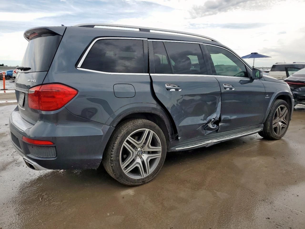 Mercedes-Benz GL 63 AMG Обдух* Harman/Kardon* 360* Пано* Масаж* DESIGNO*  - изображение 5