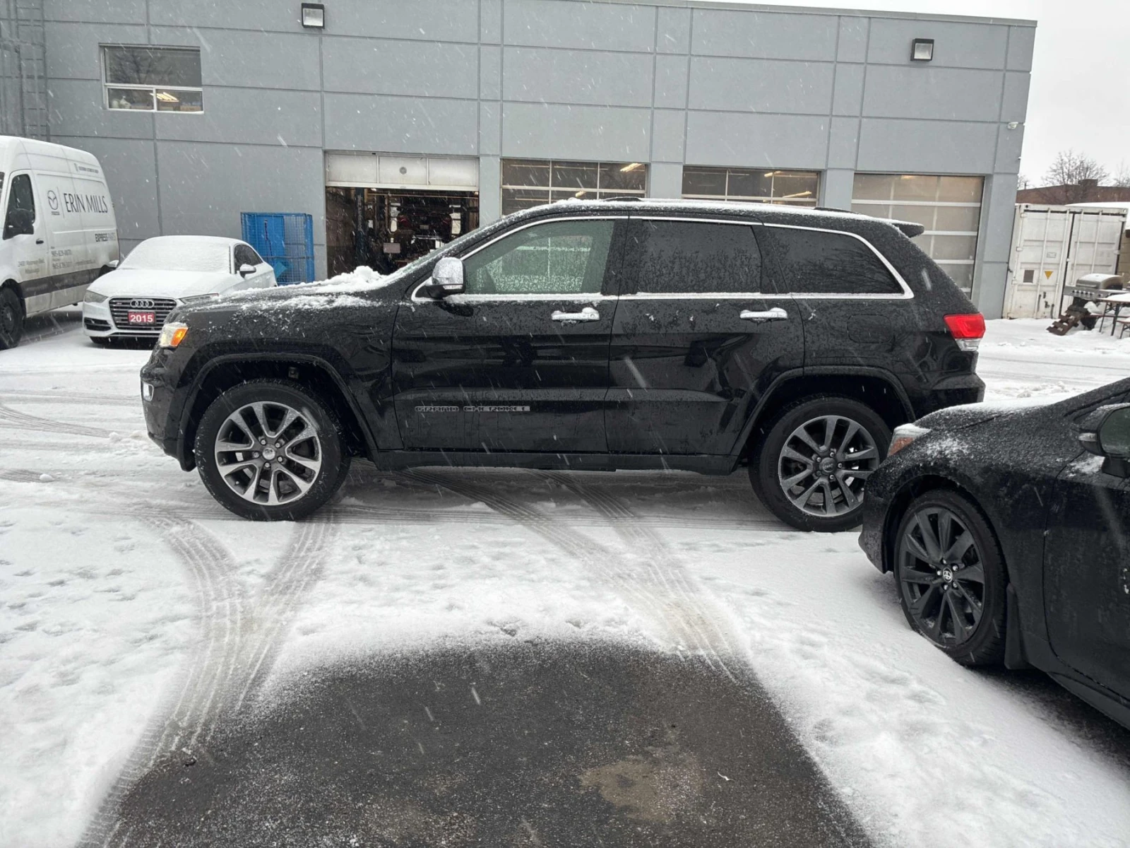 Jeep Grand cherokee OVERLAND 3.6L  - изображение 2