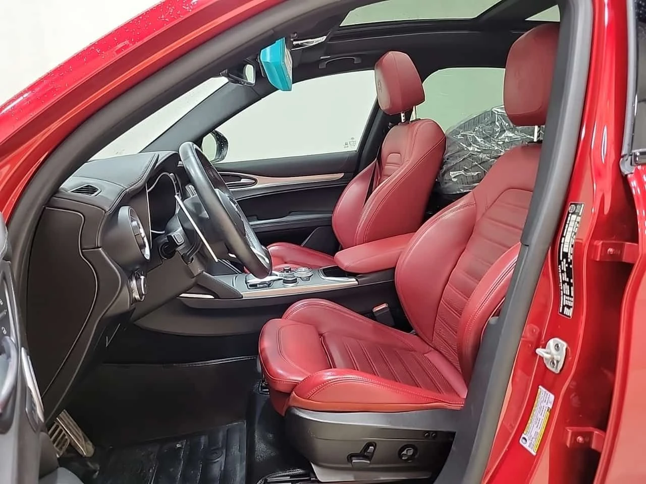 Alfa Romeo Stelvio * VELOCE * CARFAX * ЦЕНА ДО БГ, снимка 6 - Автомобили и джипове - 54729481