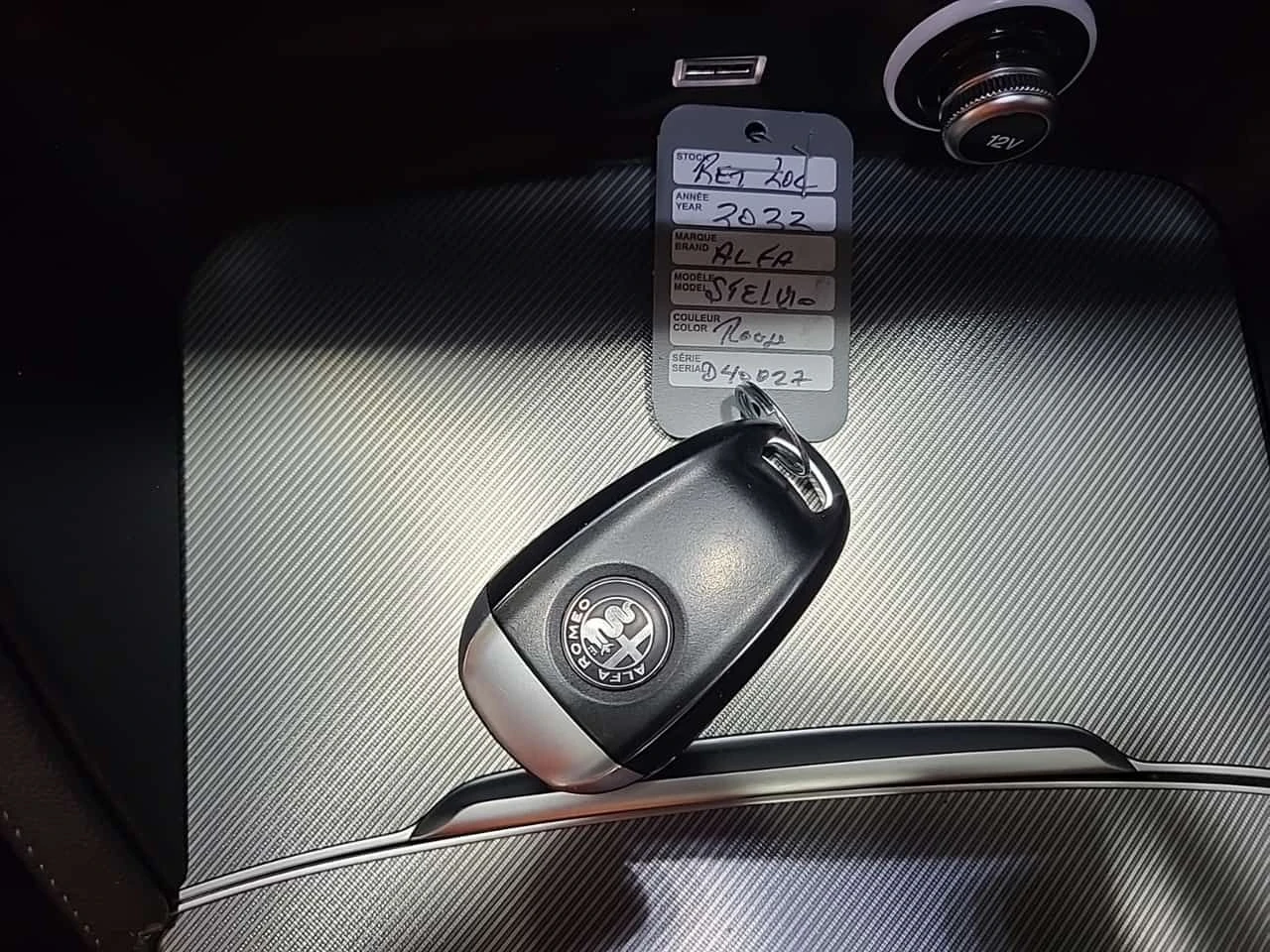 Alfa Romeo Stelvio * VELOCE * CARFAX * ЦЕНА ДО БГ, снимка 10 - Автомобили и джипове - 54729481