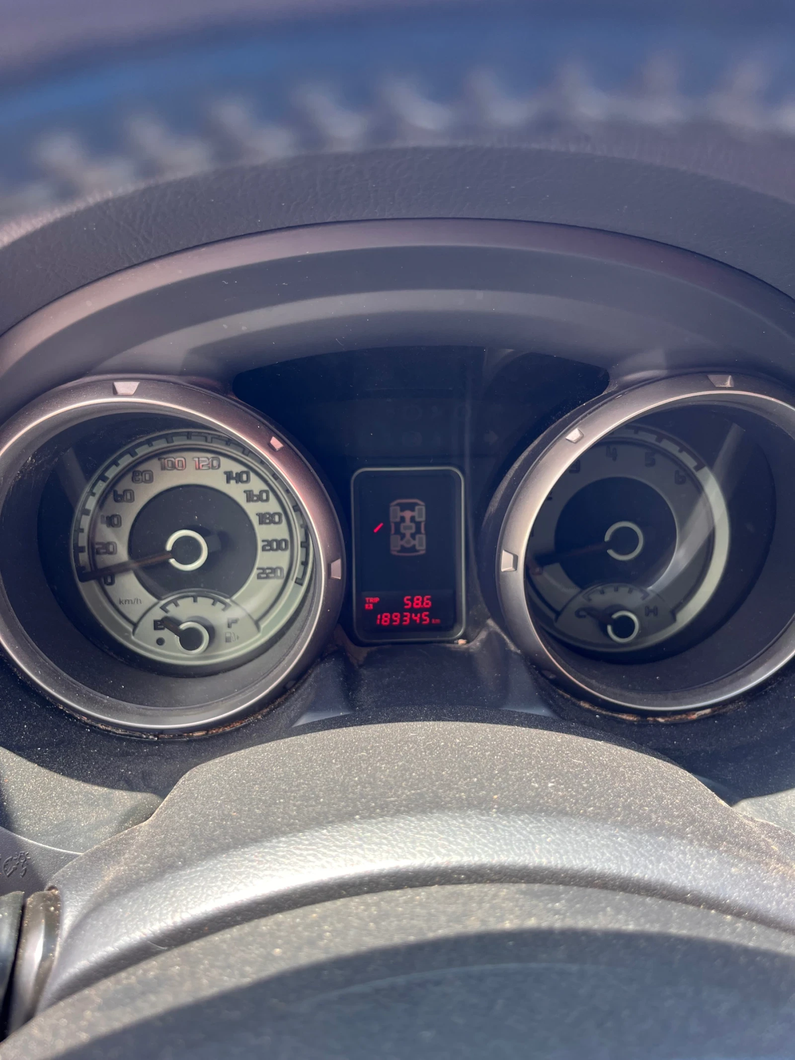 Mitsubishi Pajero 3.2 D , снимка 11 - Автомобили и джипове - 54805197