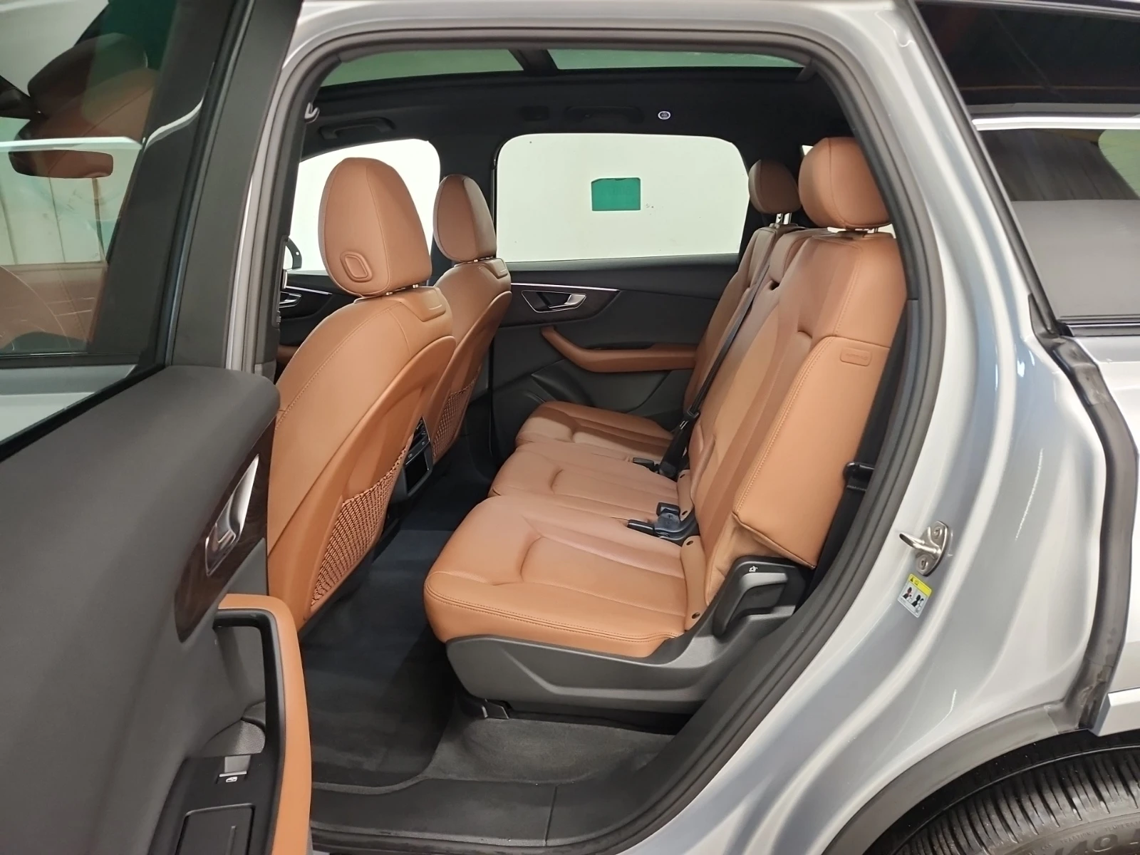 Audi Q7 Progressive* ОБДУХВАНЕ * ПАНОРАМА * , снимка 14 - Автомобили и джипове - 55051487