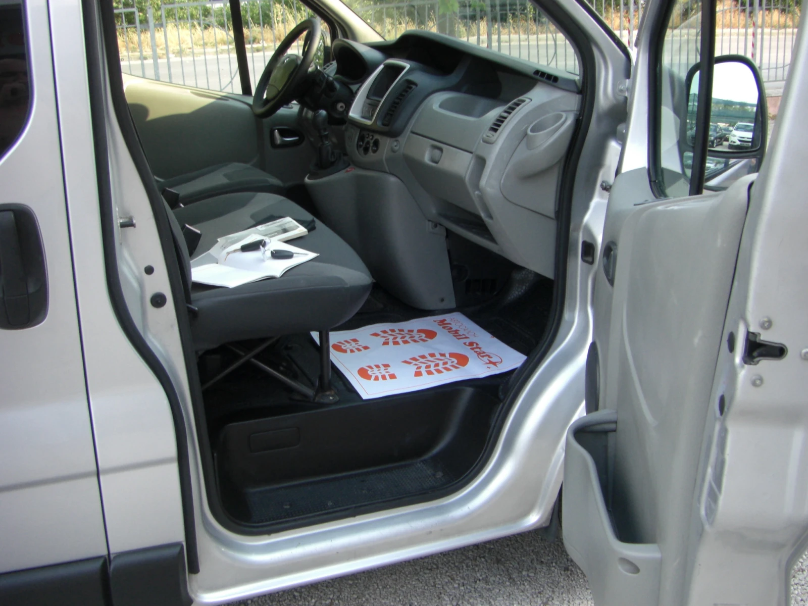Renault Trafic 2.0dci 6ck. 9MECTA, снимка 12 - Бусове и автобуси - 54394900