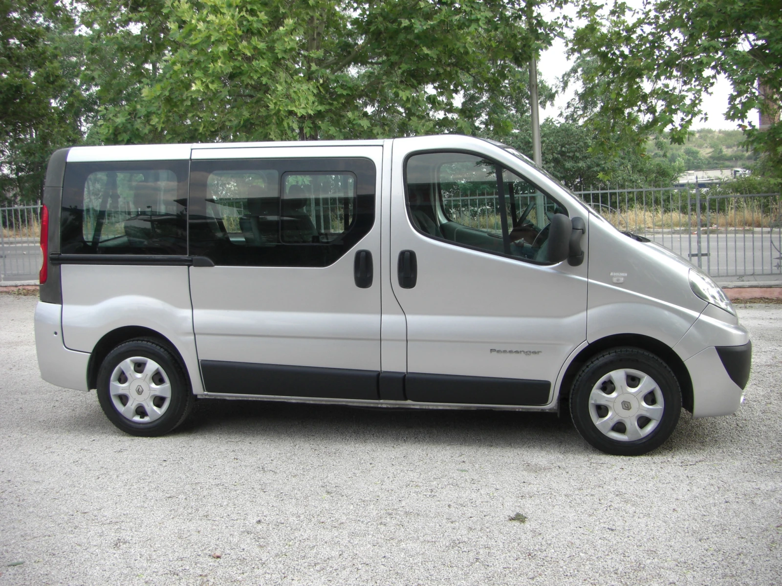 Renault Trafic 2.0dci 6ck. 9MECTA, снимка 6 - Бусове и автобуси - 54394900