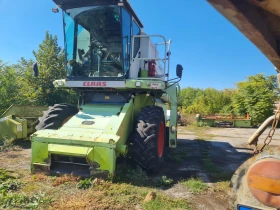      Claas Dominator 150