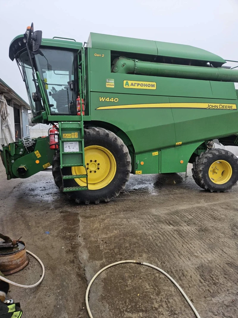Комбайн John Deere W440, снимка 9 - Селскостопанска техника - 53556980