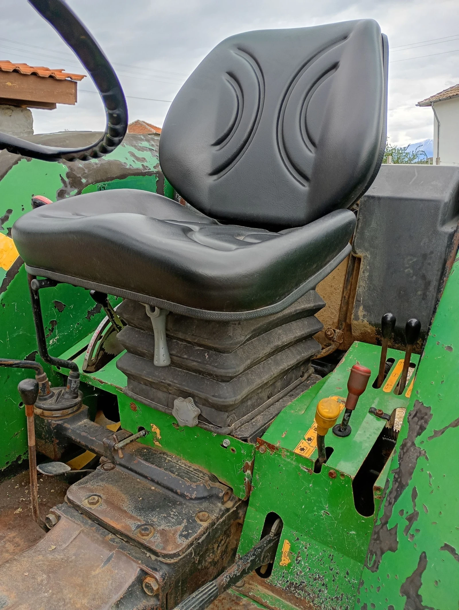 Трактор John Deere 5400, снимка 5 - Селскостопанска техника - 54379475
