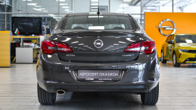 Opel Astra 1.4 Turbo Automatic, снимка 3 - Автомобили и джипове - 40776652