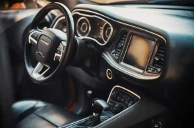 Dodge Challenger 5.7 HEMI V8 - 24999 € / 48893.79 лв. - 66321676 5