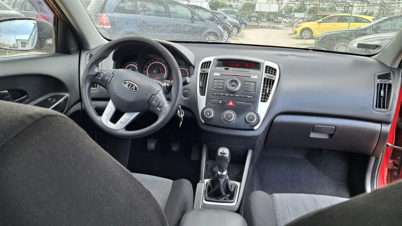 Kia Ceed 1, 6CRDI SW, снимка 11 - Автомобили и джипове - 46866071