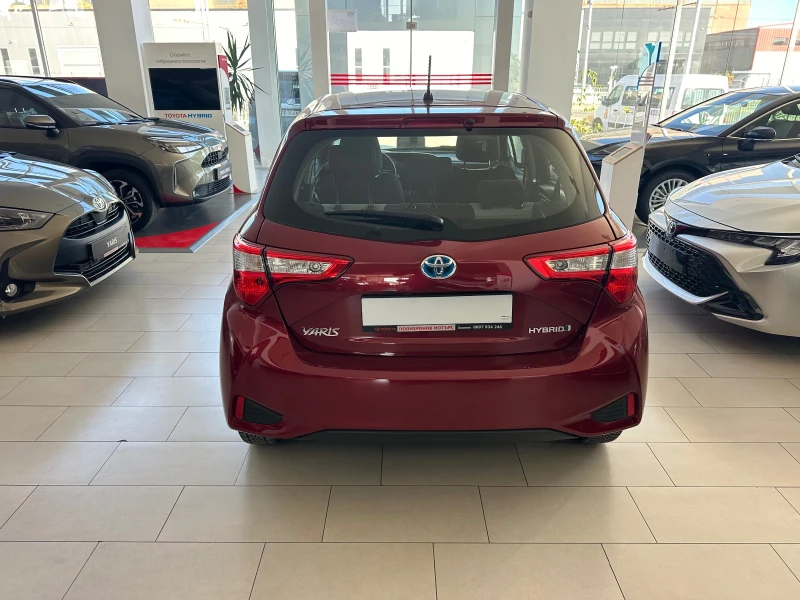 Toyota Yaris, снимка 4 - Автомобили и джипове - 47887766