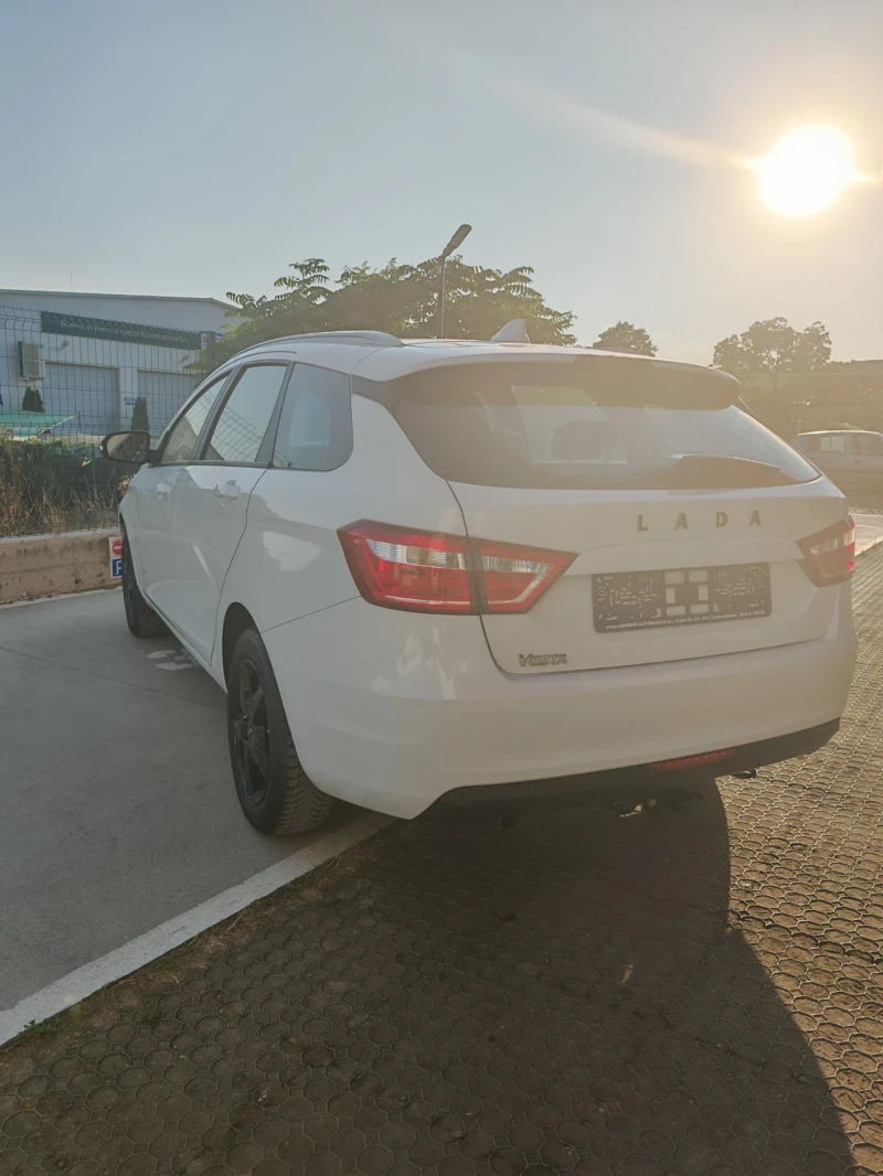 Lada Vesta, снимка 8 - Автомобили и джипове - 52573170