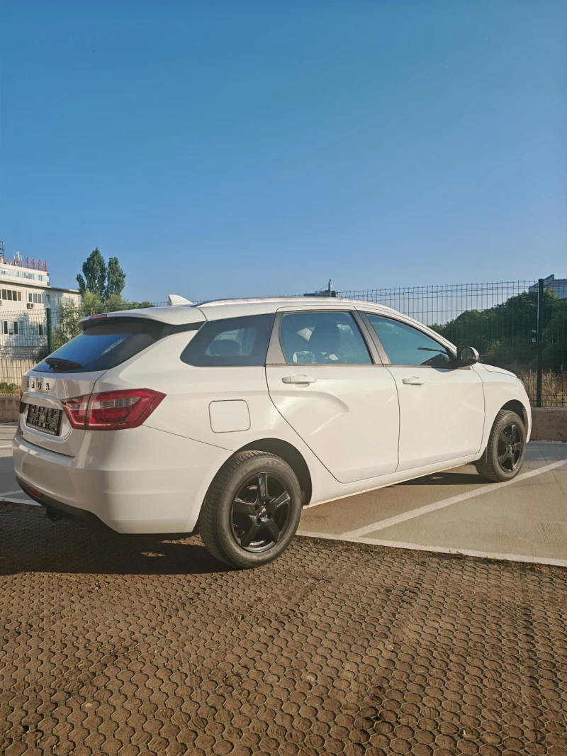 Lada Vesta, снимка 5 - Автомобили и джипове - 52573170
