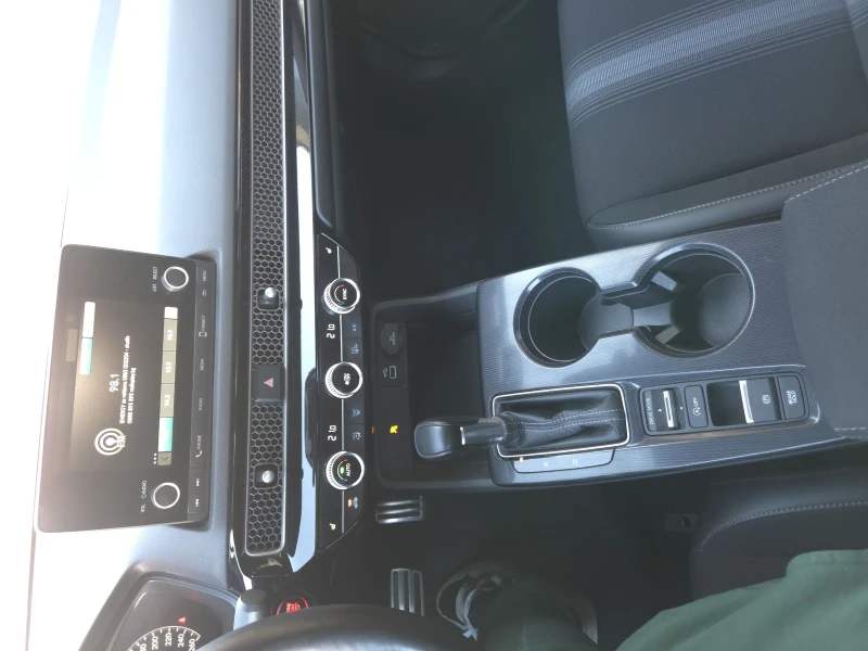 Honda Civic Седан , снимка 14 - Автомобили и джипове - 52406021