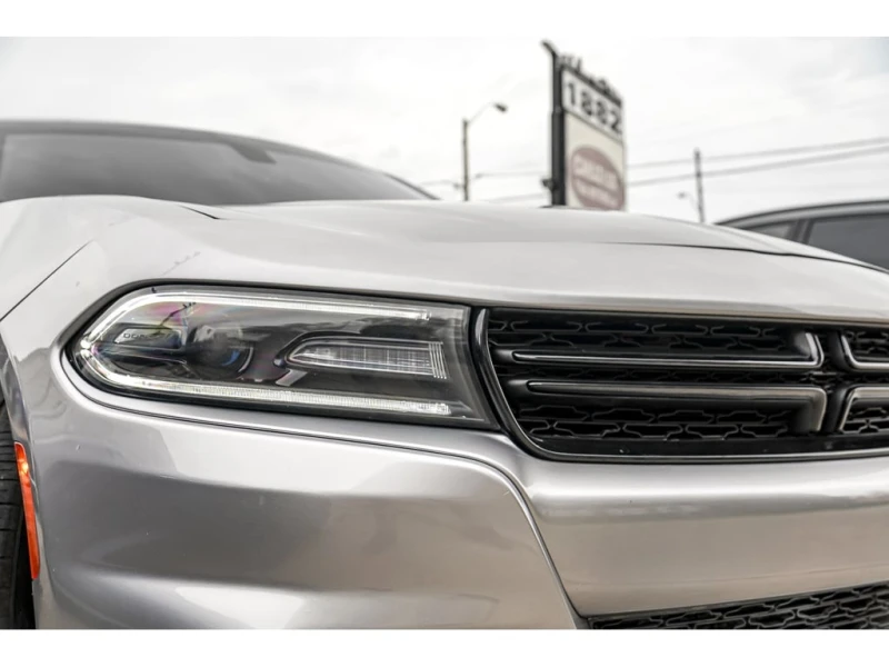 Dodge Charger * АВТО КРЕДИТ* ЦЕНА ДО БГ * СЕРВИЗНА ИСТОРИЯ * , снимка 2 - Автомобили и джипове - 52753422