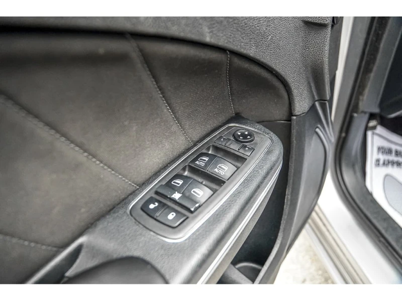 Dodge Charger * АВТО КРЕДИТ* ЦЕНА ДО БГ * СЕРВИЗНА ИСТОРИЯ * , снимка 6 - Автомобили и джипове - 52753422