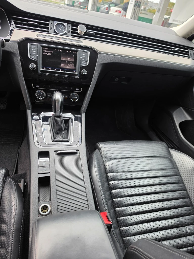 VW Passat 2.0 TDI, снимка 10 - Автомобили и джипове - 56622227