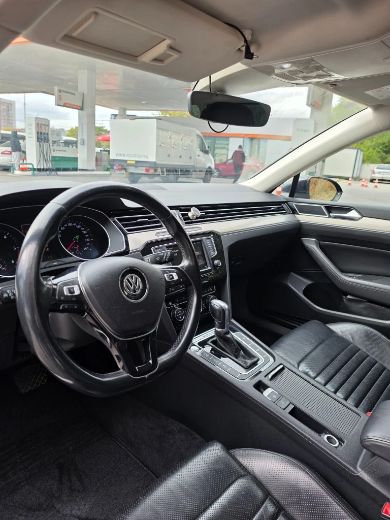 VW Passat 2.0 TDI, снимка 9 - Автомобили и джипове - 56622227