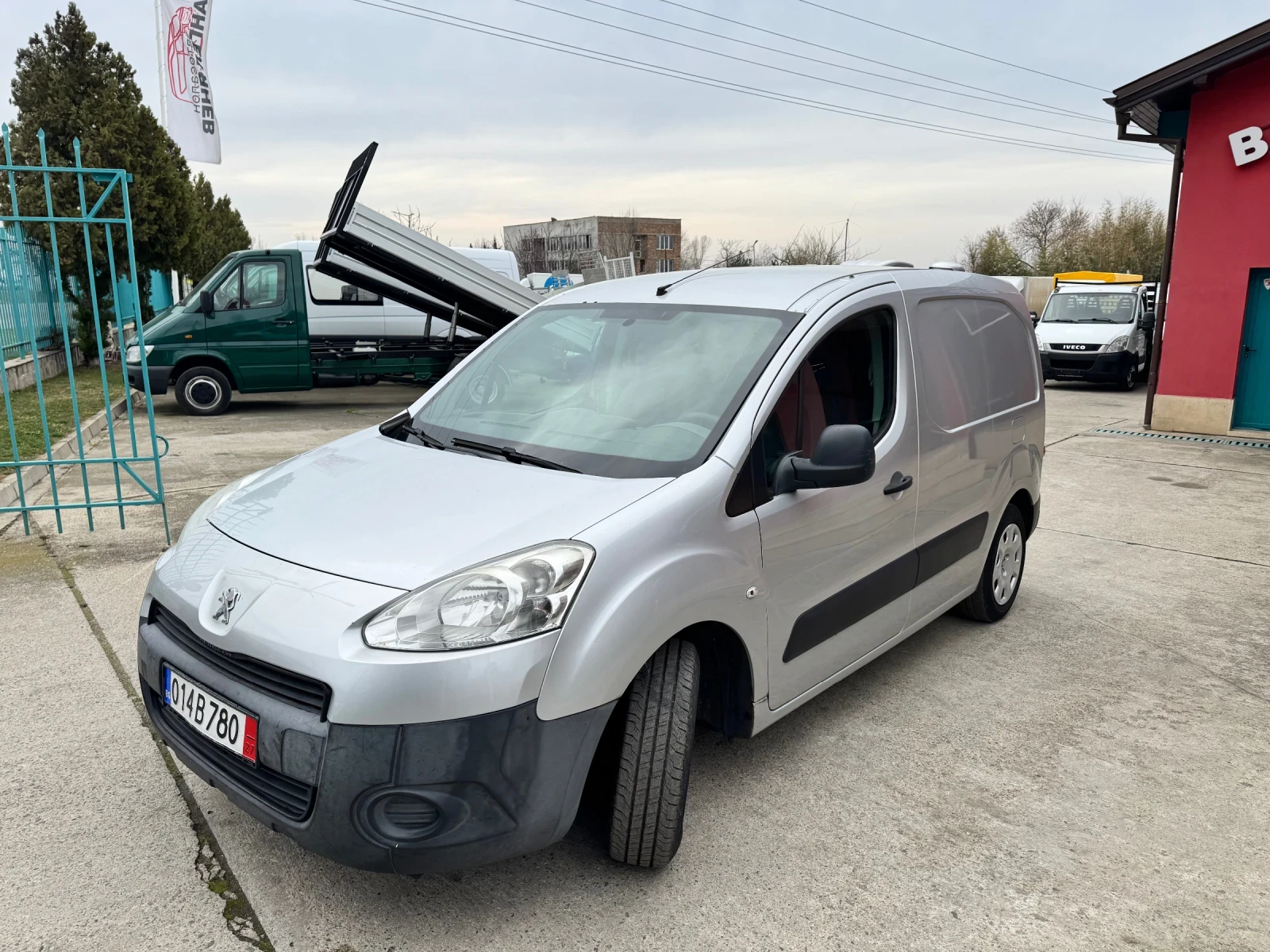 Peugeot Partner 1.6 HDI* Euro5* Климатик - изображение 3