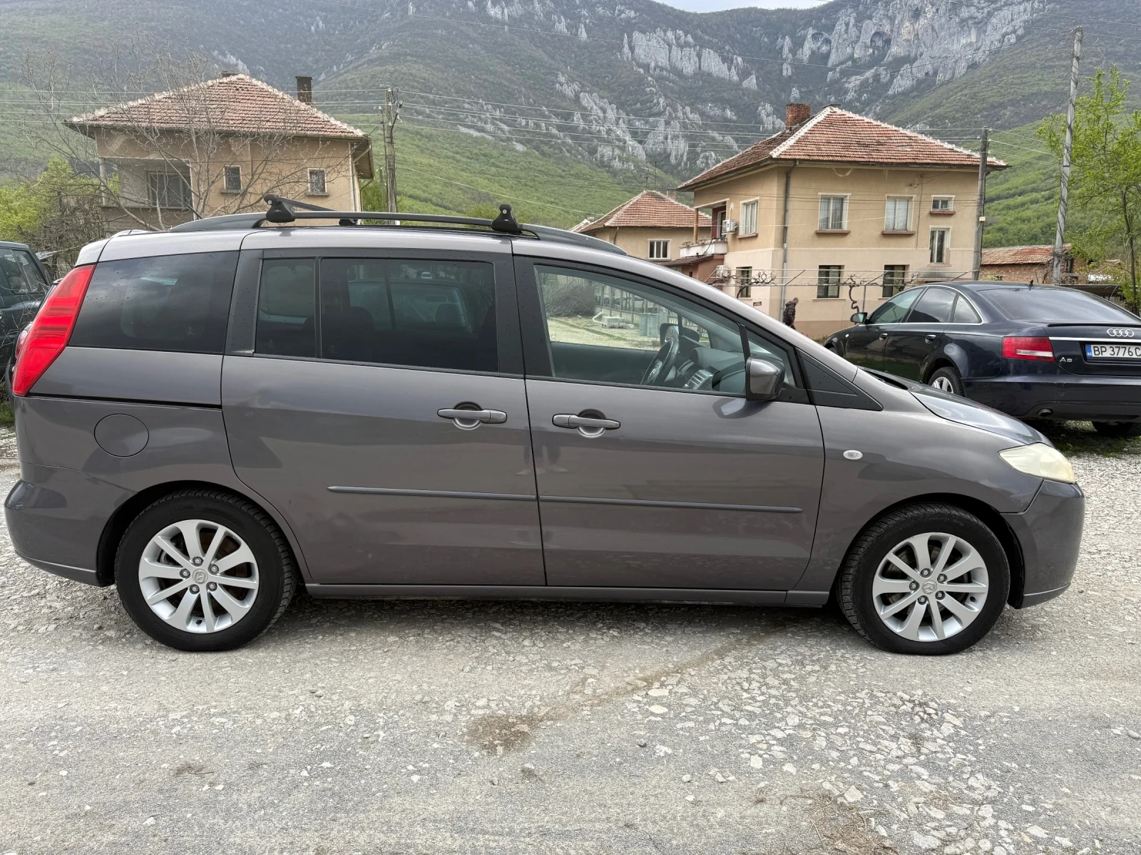 Mazda 5 2.0 - изображение 4