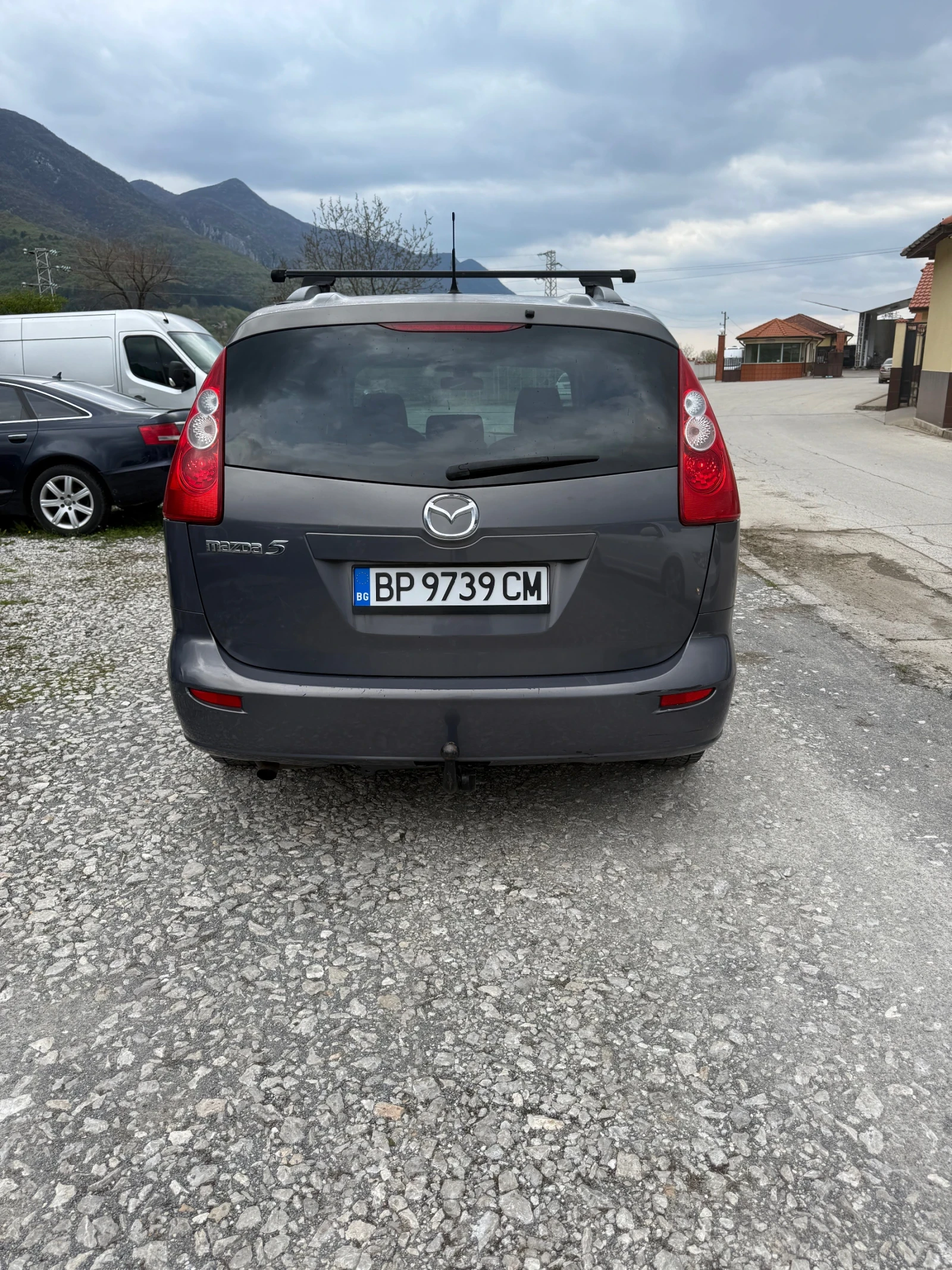 Mazda 5 2.0 - изображение 6