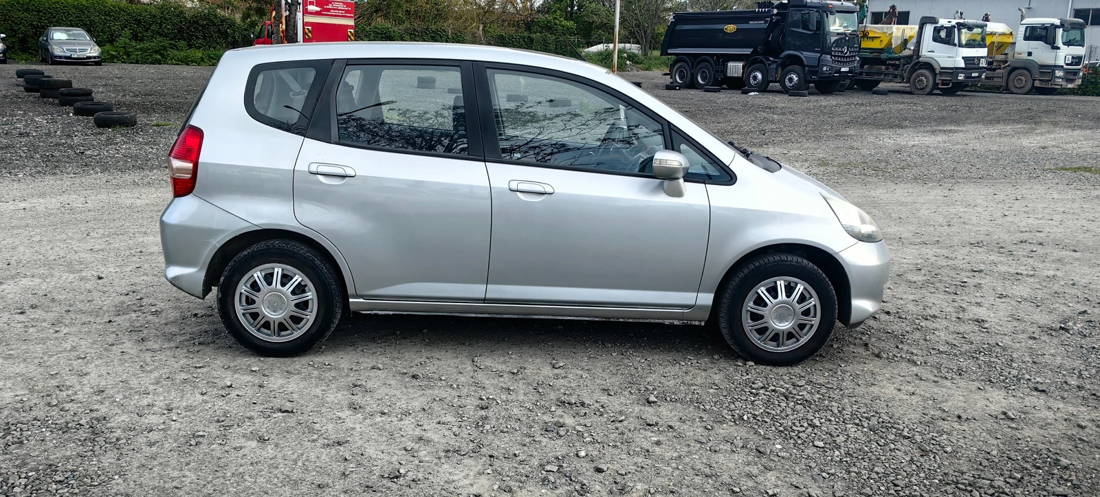 Honda Jazz 1.4i face  - изображение 2