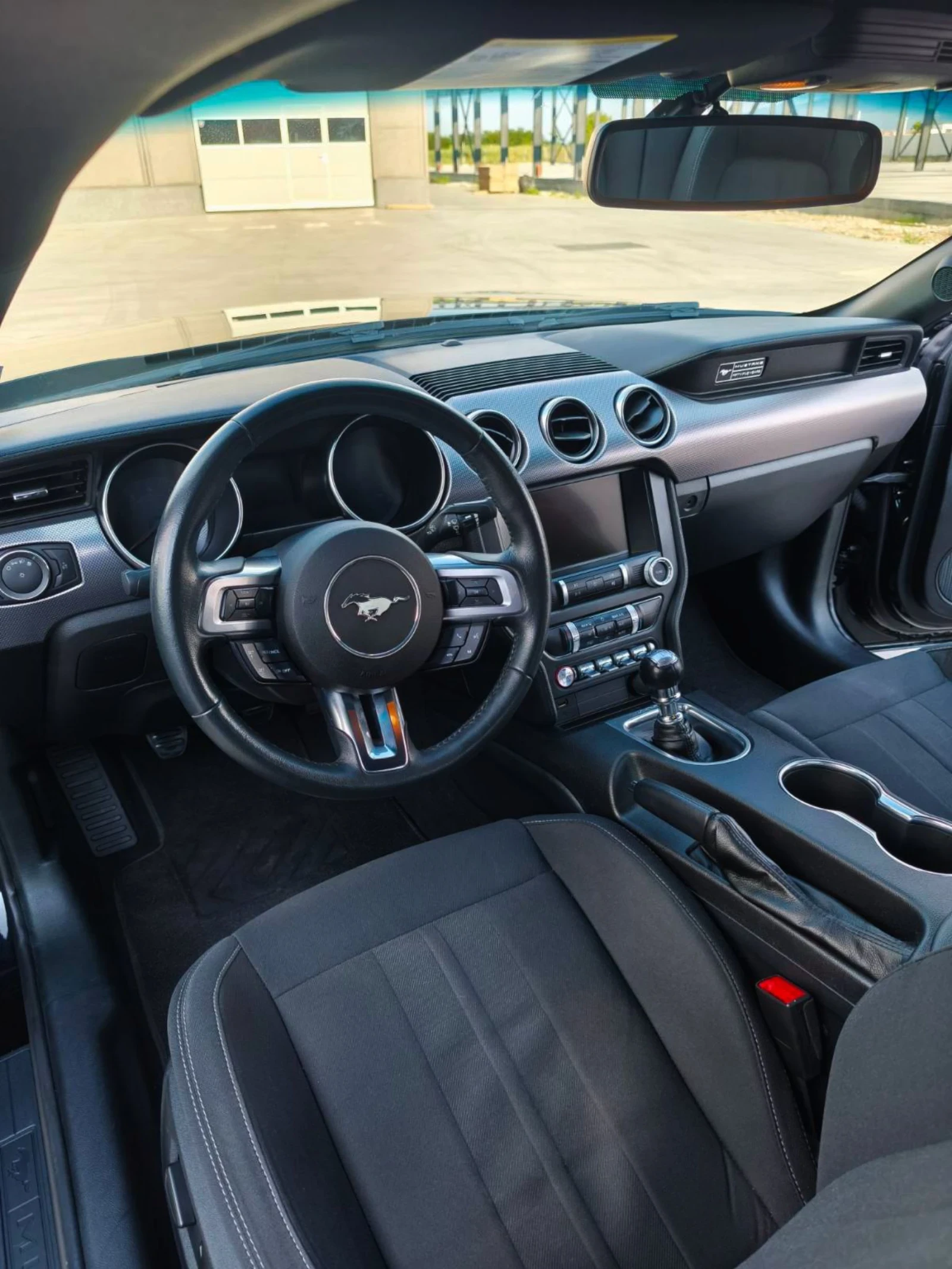 Ford Mustang  - изображение 9