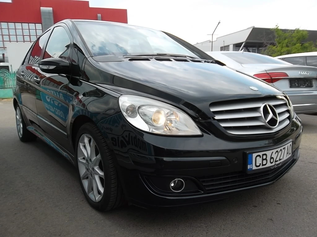 Mercedes-Benz B 200 Автоматик Нави Кожа - изображение 4