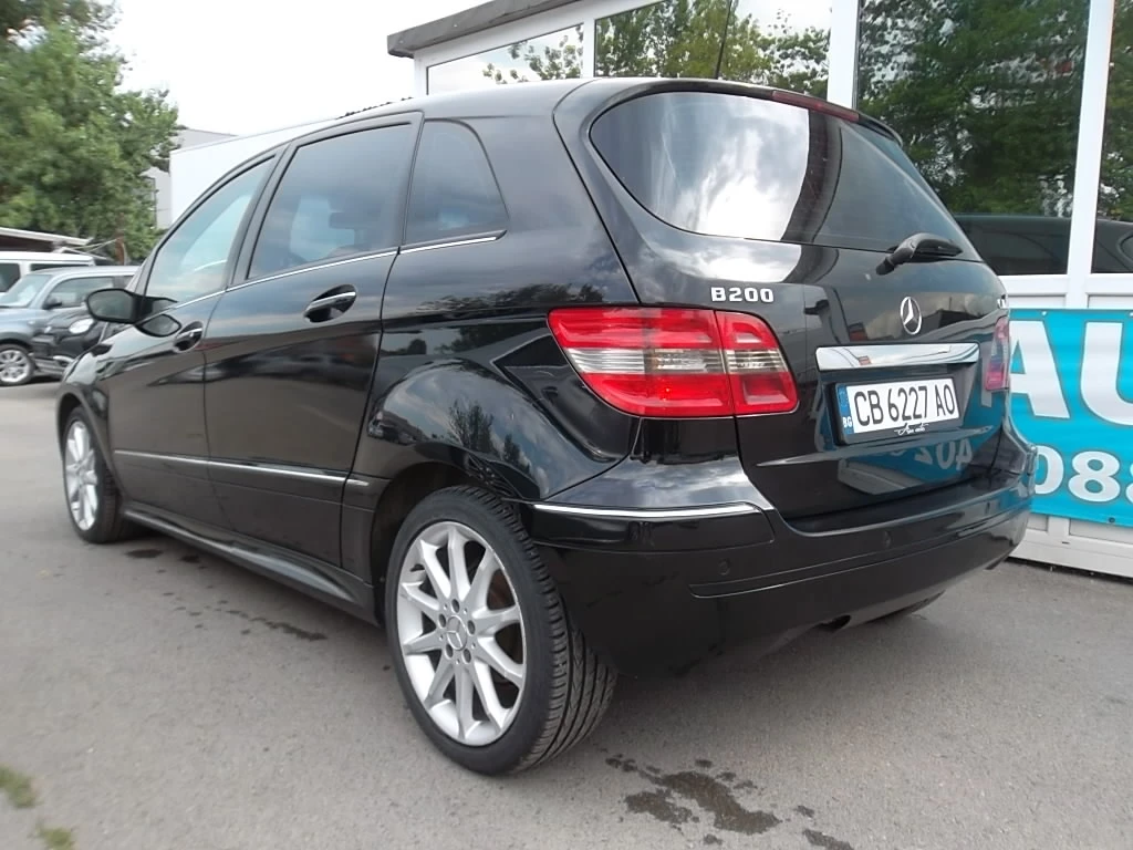 Mercedes-Benz B 200 Автоматик Нави Кожа - изображение 2