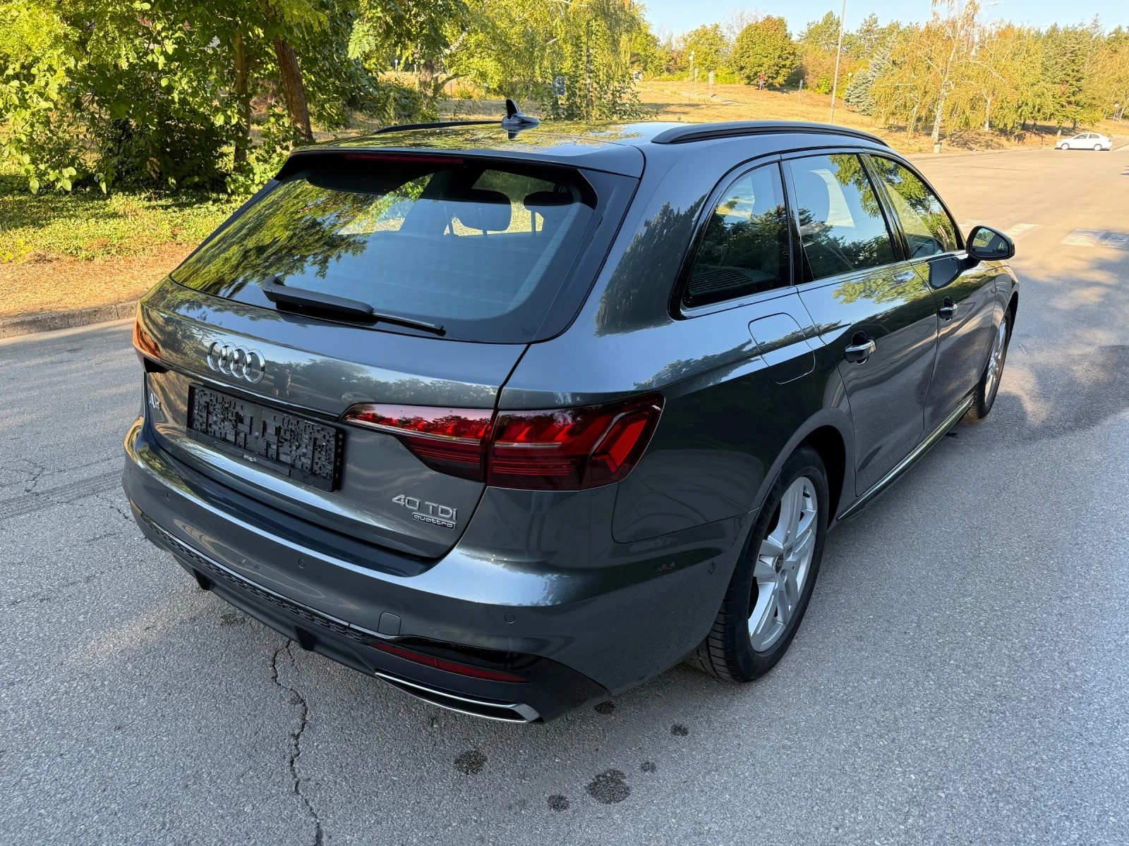 Audi A4 40TDI Quattro SLine ГАРАНЦИЯ - изображение 3