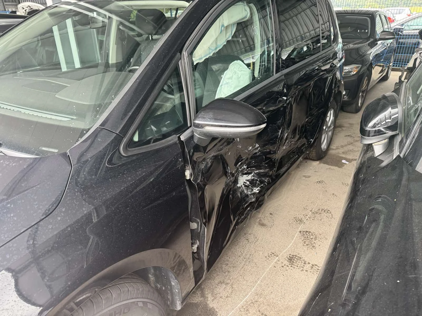 VW Touran 1.6D DSG - изображение 4