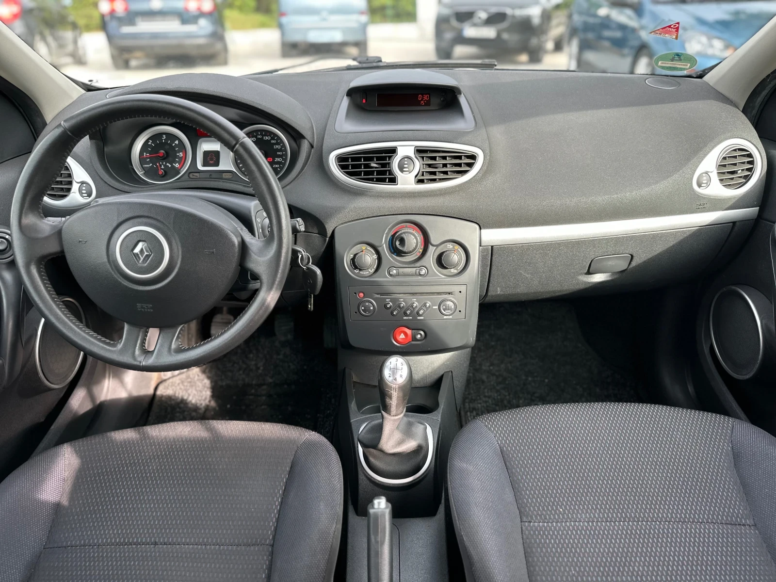 Renault Clio  - изображение 6