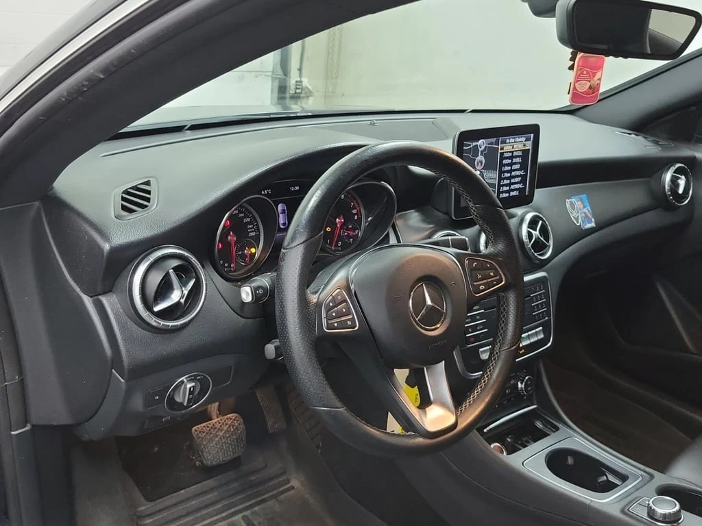Mercedes-Benz CLA 250 * CARFAX * БЕЗ ПЪРВОНАЧАЛНА ВНОСКА - изображение 9