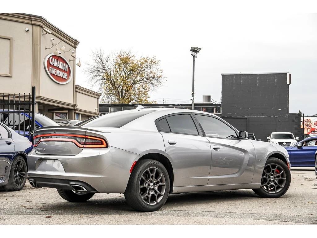 Dodge Charger * АВТО КРЕДИТ* ЦЕНА ДО БГ * СЕРВИЗНА ИСТОРИЯ *  - изображение 3