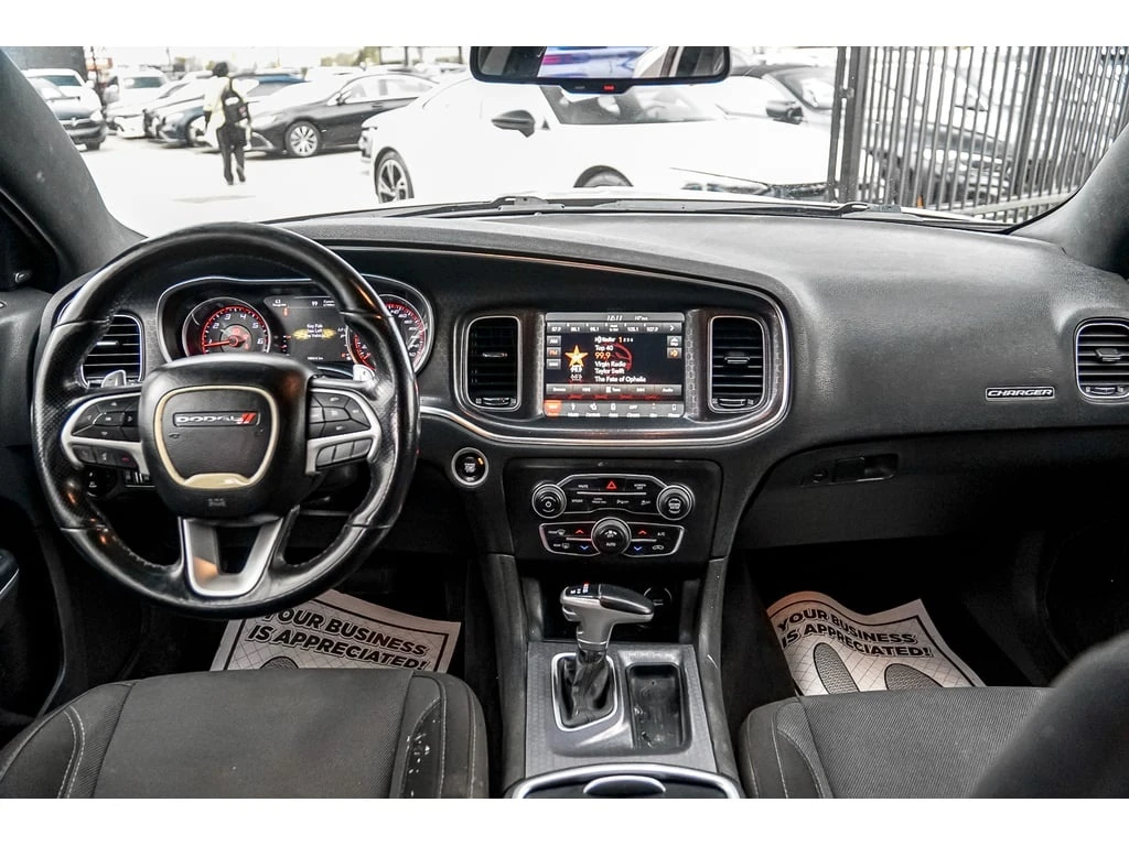 Dodge Charger * АВТО КРЕДИТ* ЦЕНА ДО БГ * СЕРВИЗНА ИСТОРИЯ *  - изображение 10