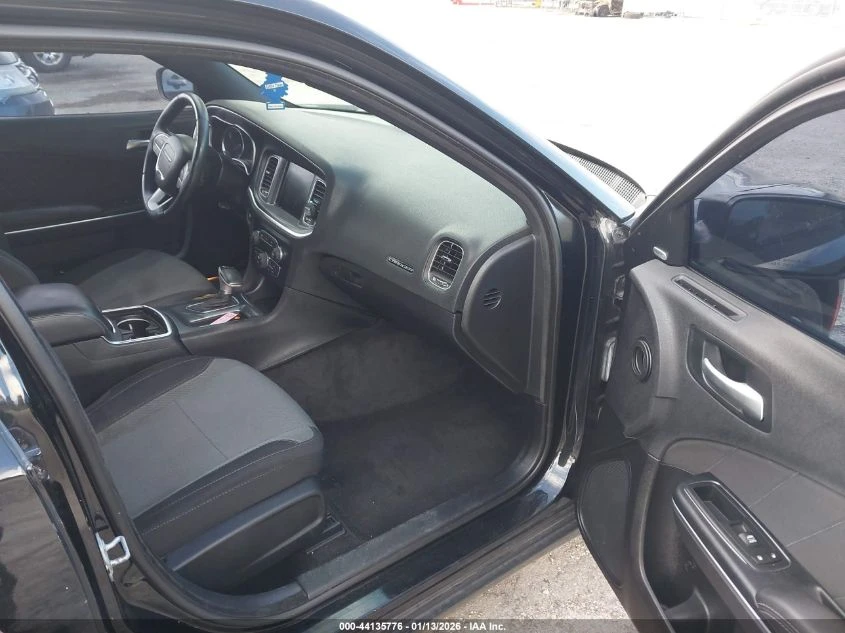 Dodge Charger 3.6l Sxt - изображение 5