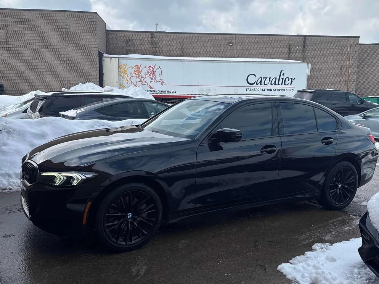 BMW 330 i xDrive/CARFAX/ШИБИДАХ/ПОДГРЕВИ - изображение 3