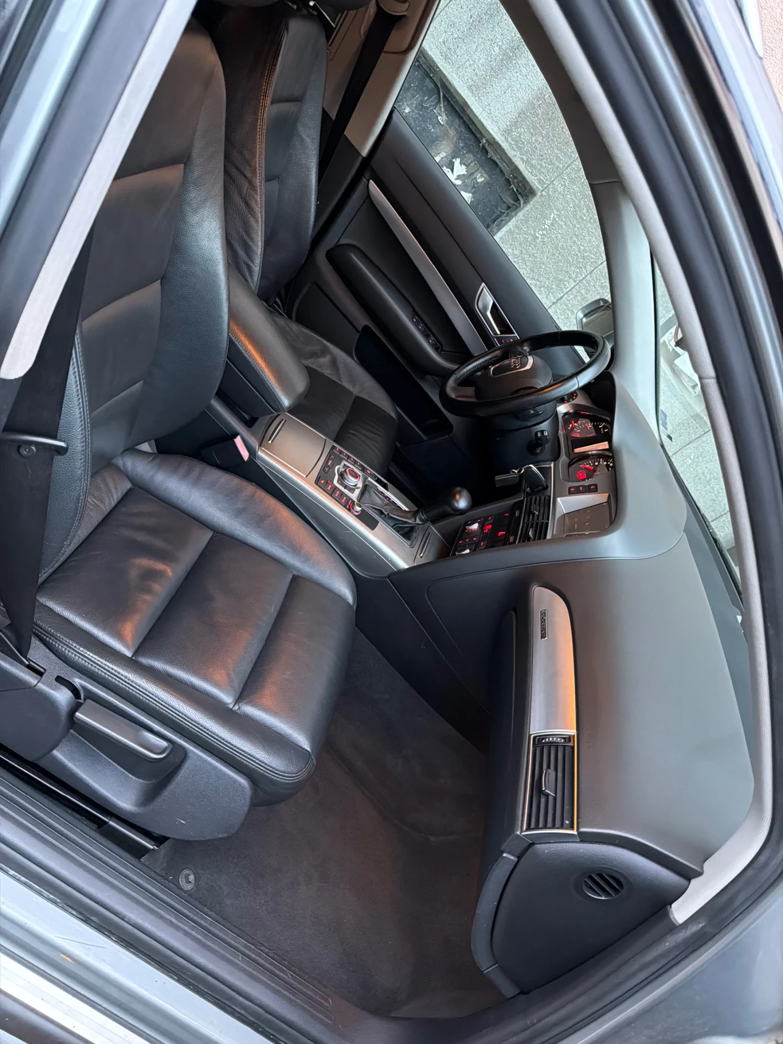 Audi A6 3.0TDI 233кс quattro, снимка 14 - Автомобили и джипове - 53650060