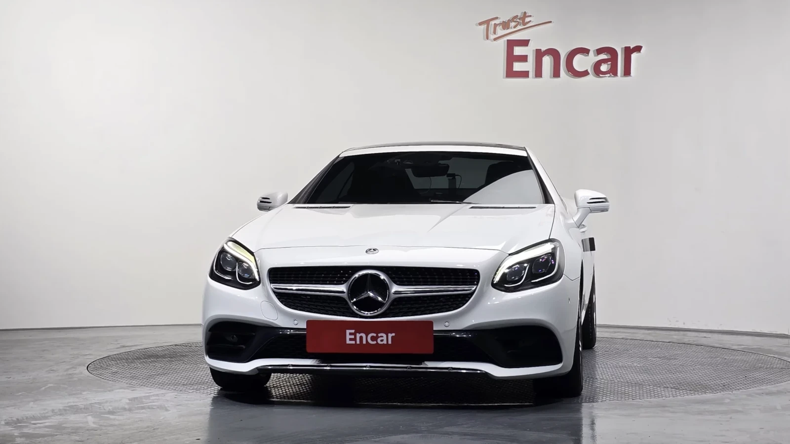 Mercedes-Benz SLC 43 AMG PACKAGE/AIR SCARF!, снимка 3 - Автомобили и джипове - 54125863