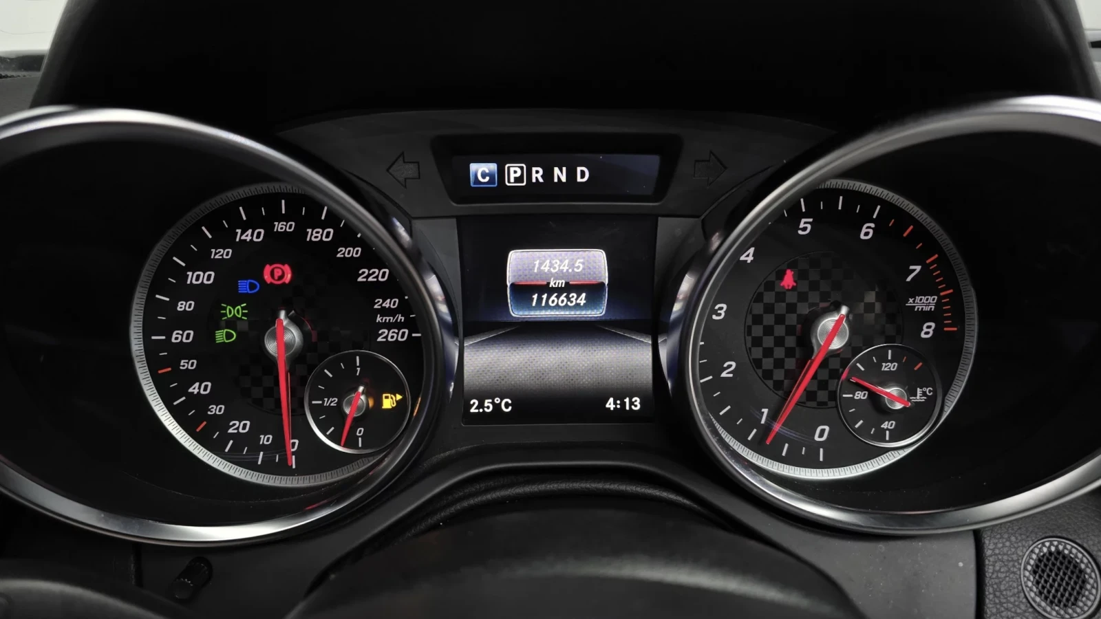 Mercedes-Benz SLC 43 AMG PACKAGE/AIR SCARF!, снимка 8 - Автомобили и джипове - 54125863