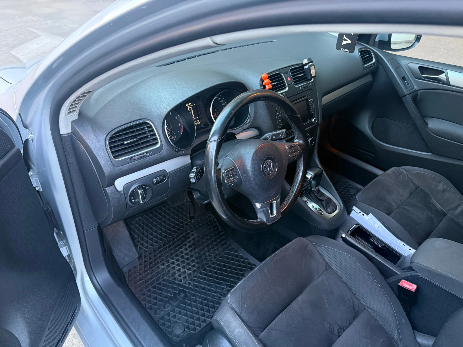 VW Golf 1.4TSI HIGH-LINE, снимка 15 - Автомобили и джипове - 54722928