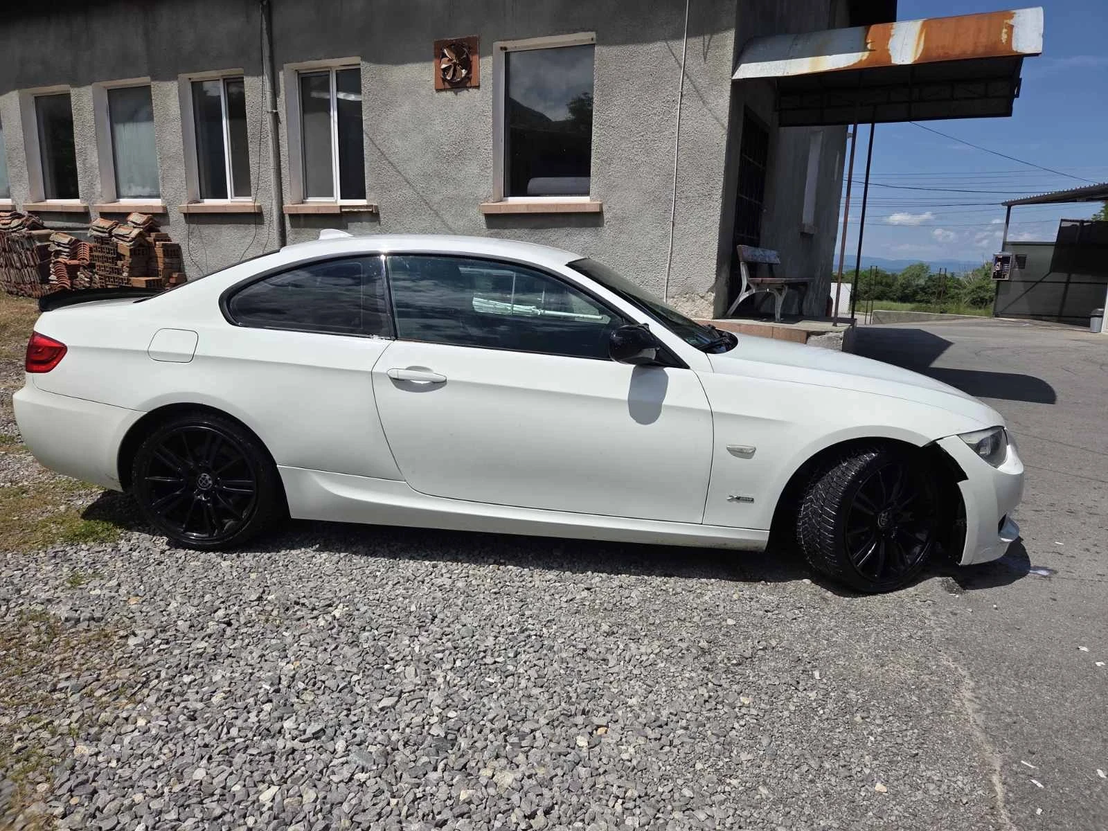 BMW 320 xd, снимка 3 - Автомобили и джипове - 54811331
