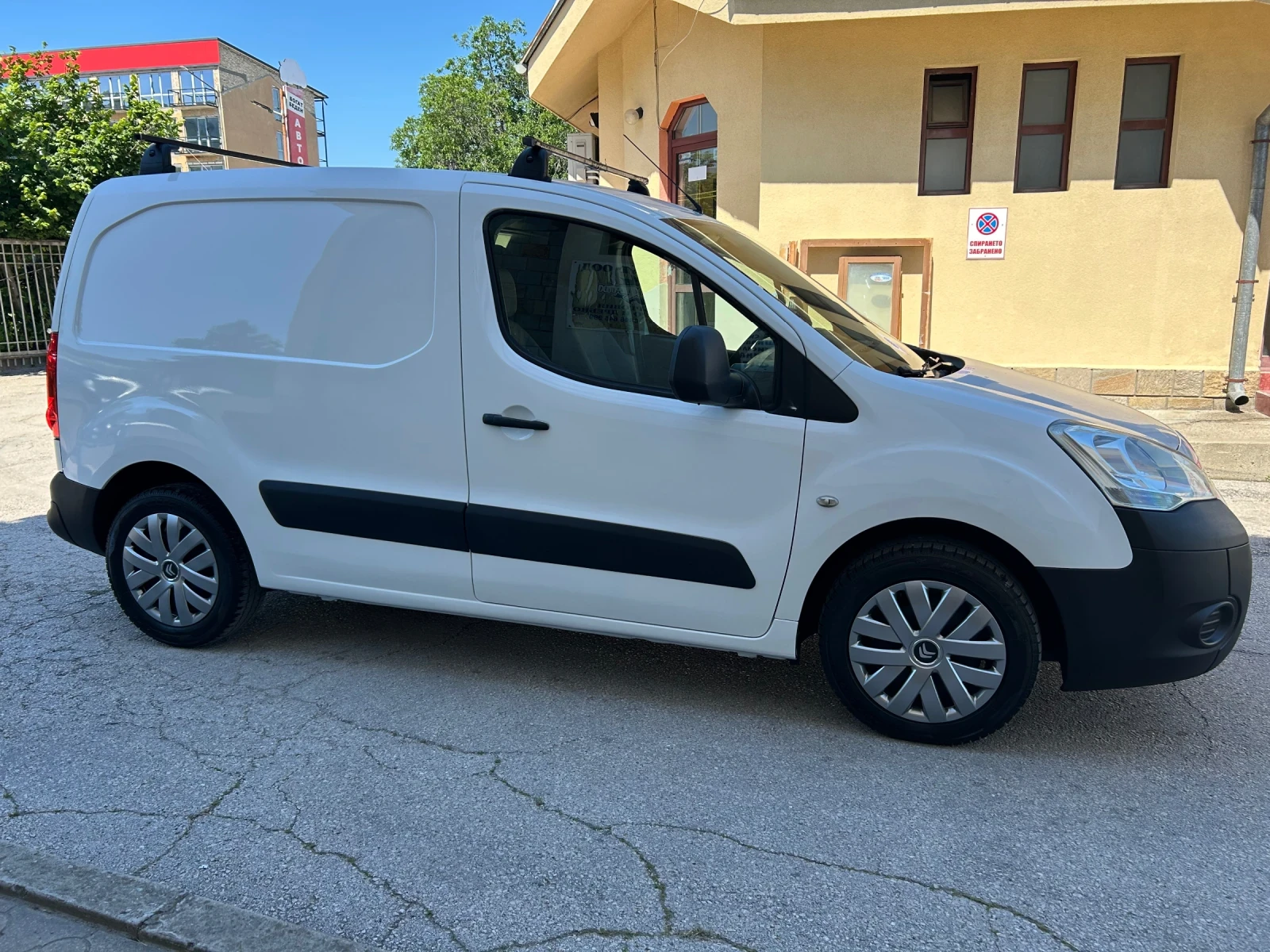 Citroen Berlingo 1.6HDI КЛИМАТИК, снимка 4 - Автомобили и джипове - 54870364