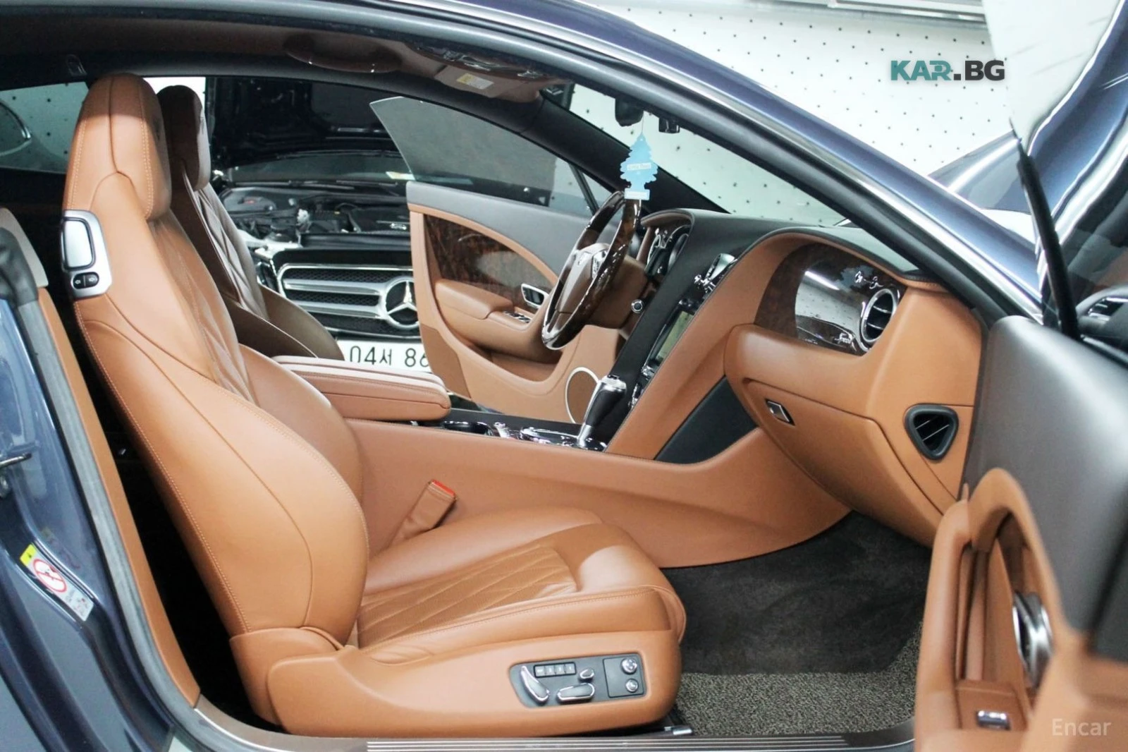 Bentley Continental 6.0 V12 GT SPEED* КОЖА* ПОДГРЕВ* ОБДУХВ* ПАНО* , снимка 14 - Автомобили и джипове - 55086592