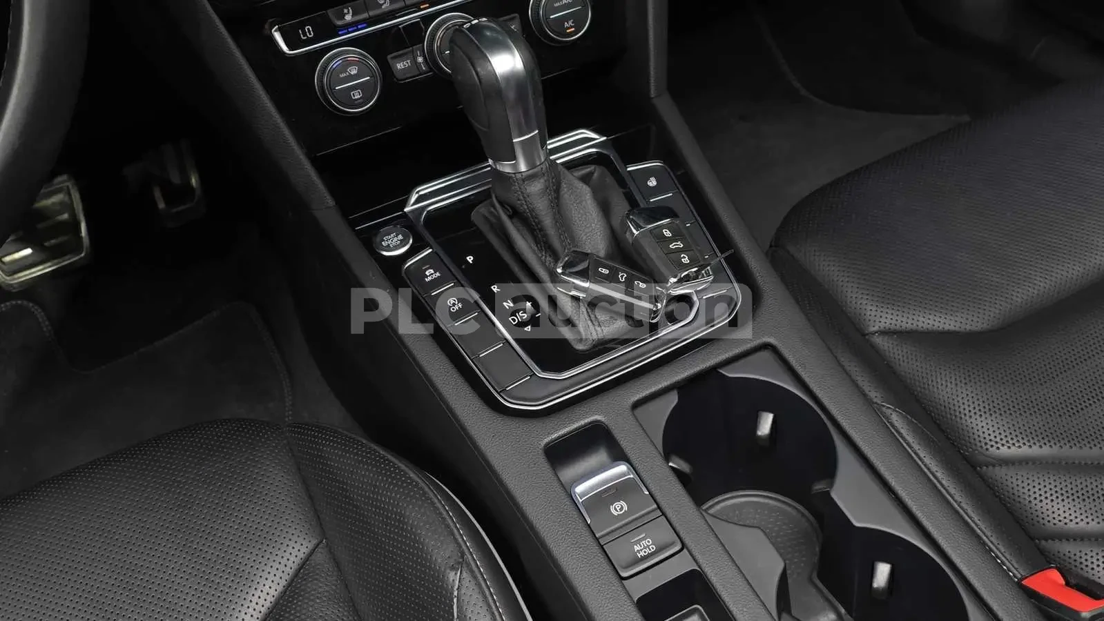 VW Arteon PRESTIGE HEAD UP/360/PANORAMA/ПОДГРЕВ/ОБДУХВАНЕ/, снимка 8 - Автомобили и джипове - 55156505