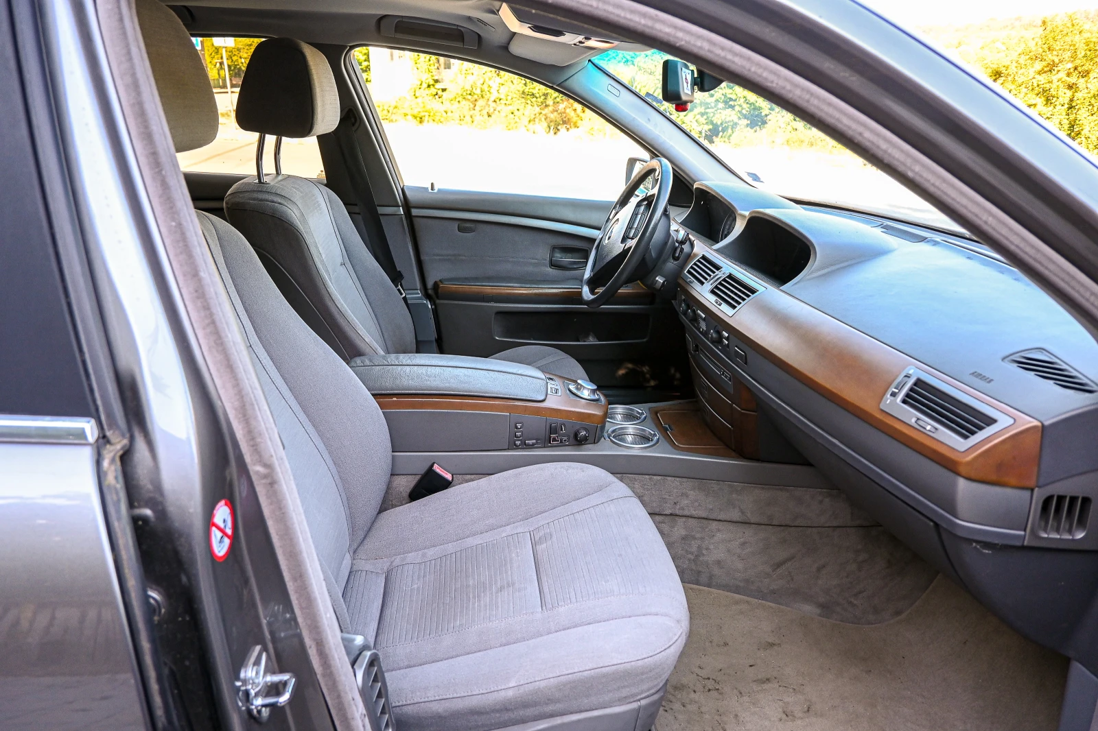BMW 735, снимка 15 - Автомобили и джипове - 55636231