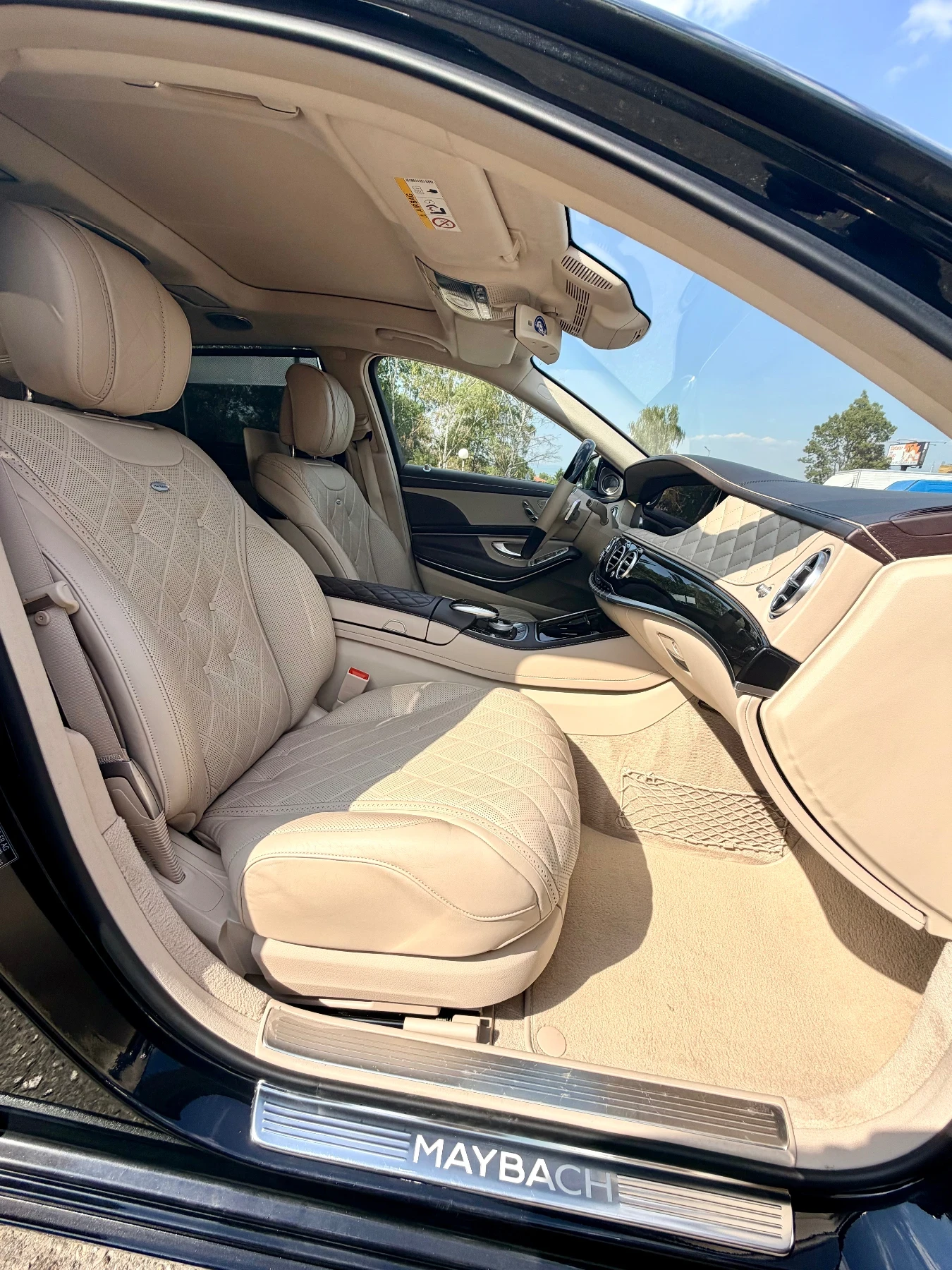 Mercedes-Benz S 560 Maybach Original/Silver Star/2-ри собственик/Каско, снимка 11 - Автомобили и джипове - 55755685