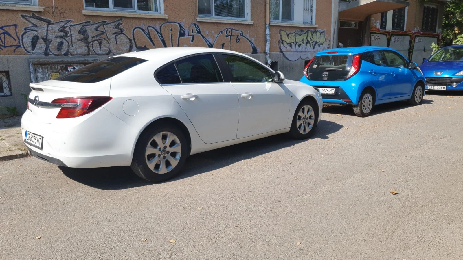Opel Insignia, снимка 2 - Автомобили и джипове - 55943537