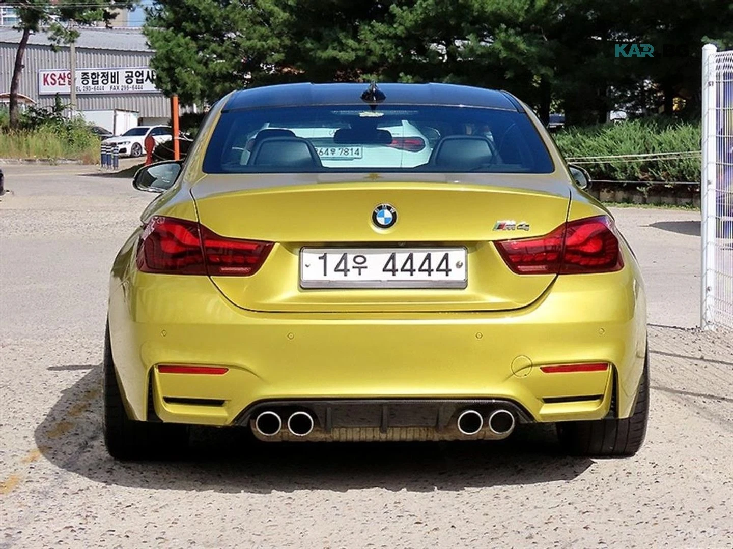 BMW M4 HUD* 360* КОЖА* НАВИ* КАРБОН, снимка 3 - Автомобили и джипове - 56168638