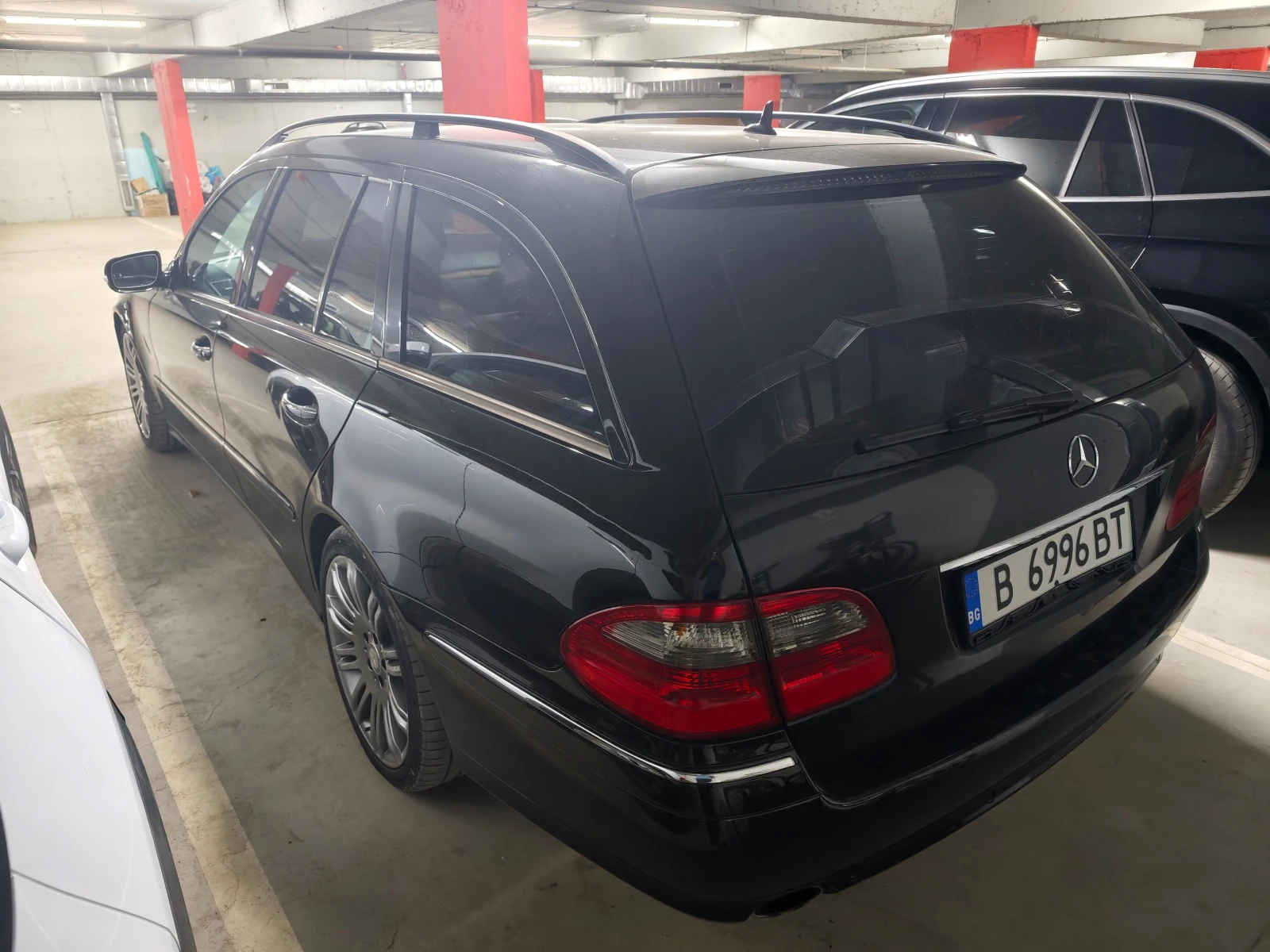 Mercedes-Benz E 320, снимка 3 - Автомобили и джипове - 56182537